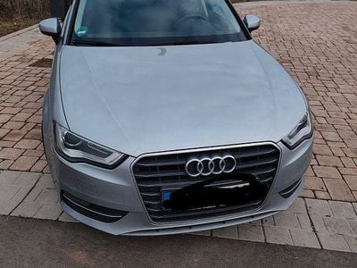 Gebraucht Audi A3 Attraction 110 PS (80 kW) 2015 Silber Limousine