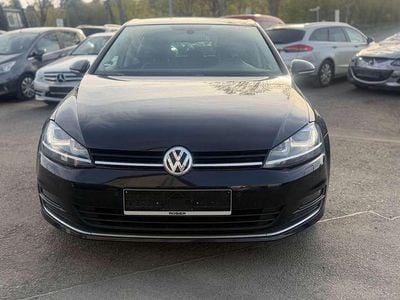 Gebraucht VW Golf VII Highline 140 PS (102 kW) 2013 Deep black perleffekt Kleinwagen