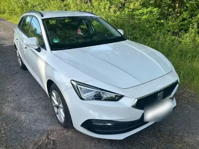 Gebraucht Seat Leon Style 150 PS (110 kW) 2021 Weiß Kombi