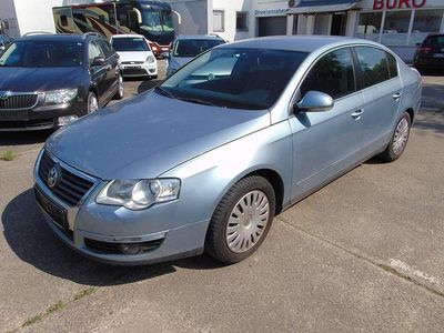 Gebraucht VW Passat Comfortline 150 PS (110 kW) 2007 Arctic blue silver metallic Limousine
