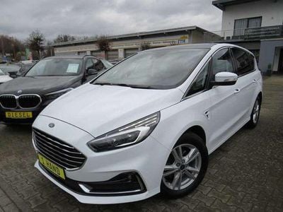 Gebraucht Ford S-MAX Titanium 150 PS (110 kW) 2022 Frostweiß Van / Kleinbus