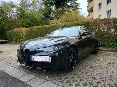 Gebraucht Alfa Romeo Giulia Super 150 PS (110 kW) 2016 Schwarz Limousine