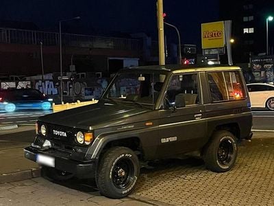 Usata Toyota Land Cruiser 86 CV (63 kW) 1990 Grigio SUV