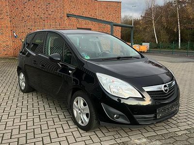 Schwarz Gebraucht 2011 Opel Meriva Van / Kleinbus | 3.950 € (Fairer Preis)