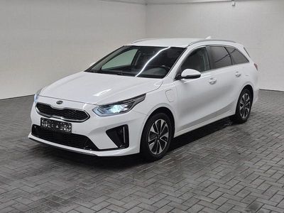 Gebraucht Kia Ceed Sportswagon 105 PS (77 kW) 2020 Deluxeweissmet. Kombi