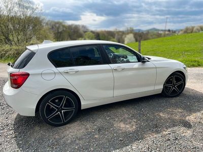 gebraucht BMW 118 d Sport Line Sport Line