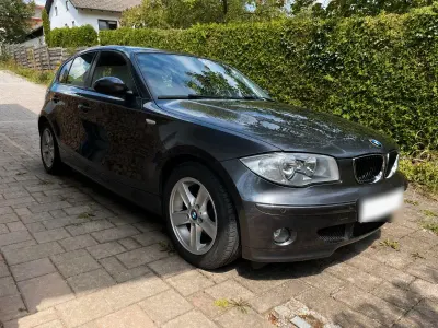 Gebraucht BMW 118 122 PS (89 kW) 2005 Grau Kleinwagen