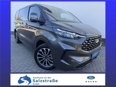 Neu Ford Tourneo Titanium X 170 PS (125 kW) 2026 Grau Van / Kleinbus