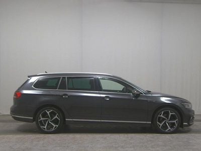 Usata VW Passat Sound 150 CV (110 kW) 2023 Grigio Station wagon