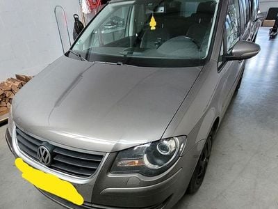 Gebraucht VW Touran Freestyle 140 PS (102 kW) 2009 Schwarz Van / Kleinbus