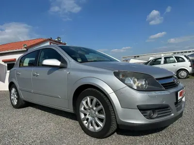 Brugt Opel Astra Cosmo 125 HK (91 kW) 2005 Sølv Sedan