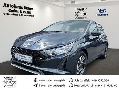 Grau Gebraucht 2024 Hyundai i20 Comfort Limousine | 19.980 € (Fairer Preis)