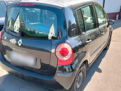 Gebraucht Renault Modus 88 PS (64 kW) 2006 Schwarz Van / Kleinbus