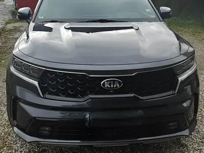 Second-hand Kia Sorento Platinum 201 CP (147 kW) 2021 Gri SUV