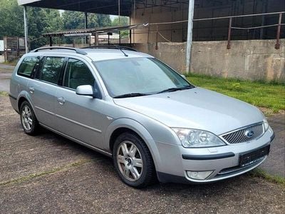 Second-hand Ford Mondeo Ghia 116 CP (85 kW) 2003 Argintiu Berlinǎ