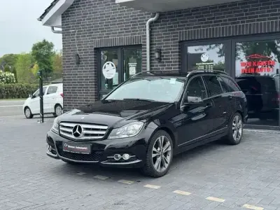 Gebraucht Mercedes C180 156 PS (114 kW) 2013 Schwarz Kombi