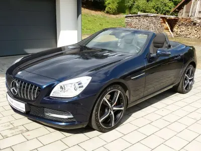 Gebraucht Mercedes SLK250 204 PS (150 kW) 2011 Blau Cabrio