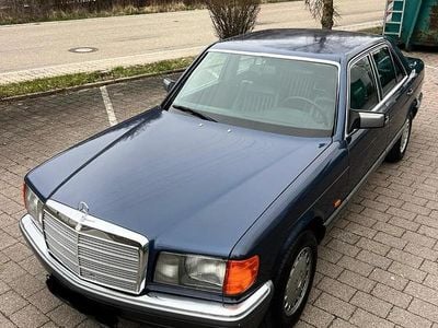 Second-hand Mercedes E420 218 CP (160 kW) 1987 Albastru Berlinǎ
