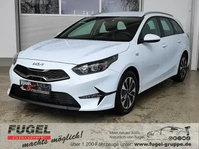 Neu Kia Ceed Sportswagon Vision 140 PS (102 kW) 2025 Casa white Kombi