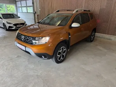 Gebraucht Dacia Duster 114 PS (83 kW) 2019 Orange SUV