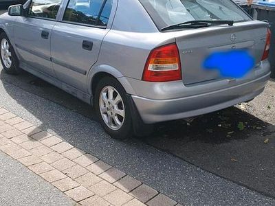 Gebraucht Opel Astra 88 PS (64 kW) 2002 Silber Limousine