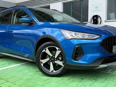 Gebraucht Ford Focus Active 125 PS (91 kW) 2024 Blau Kombi