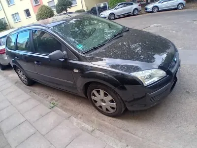 Gebraucht Ford Focus Trend 116 PS (85 kW) 2005 Schwarz Kombi