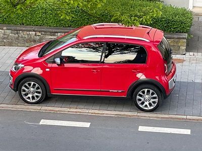 Second-hand VW cross up! 75 CP (55 kW) 2015 Hatchback