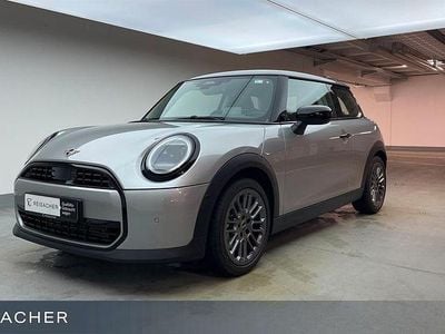 Silber Gebraucht 2024 Mini Cooper Classic Kleinwagen | 25.649 € (Guter Preis)