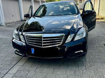 Mercedes E220