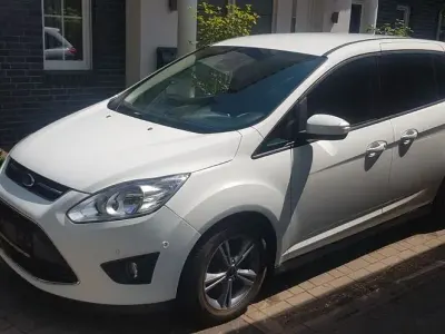 Gebraucht Ford Grand C-Max Trend 125 PS (91 kW) 2013 Weiß Van / Kleinbus