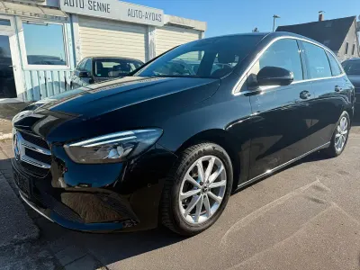 Gebraucht Mercedes B180 AMG line 136 PS (100 kW) 2020 Schwarz Kleinwagen