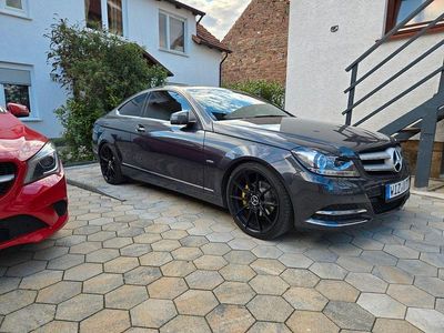 Grau Gebraucht 2012 Mercedes C180 Coupé | 12.499 € (Etwas zu teuer)