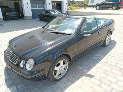 Usata Mercedes CLK320 Elegance 218 CV (160 kW) 2000 Nero Cabrio