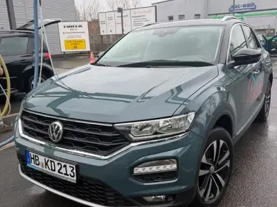 Gebraucht VW T-Roc 116 PS (85 kW) 2020 Blau SUV