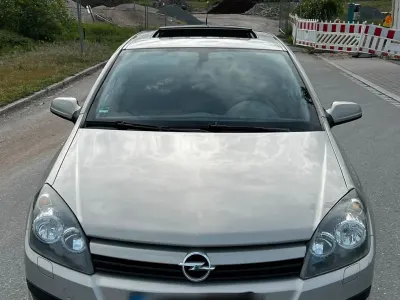 Gebraucht Opel Astra 105 PS (77 kW) 2006 Andere farben Kombi