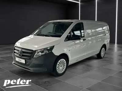 Gebraucht Mercedes Vito 163 PS (119 kW) 2024 Arktikweiß Van