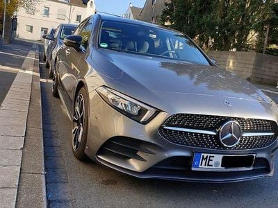 Grau Gebraucht 2018 Mercedes A250 AMG line Limousine | 22.800 € (Guter Preis)