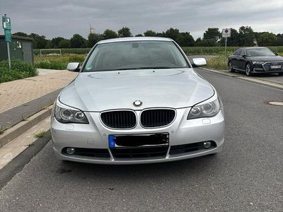 BMW 525