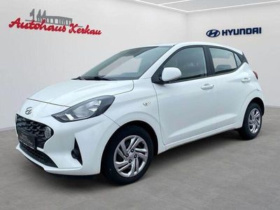 Gebraucht Hyundai i10 Select 67 PS (49 kW) 2022 Polar white uni Kleinwagen