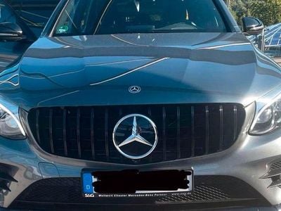 Grau Gebraucht 2017 Mercedes GLC350 SUV | 28.499 € (Etwas zu teuer)