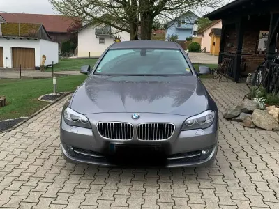 Gebraucht BMW 530 245 PS (180 kW) 2010 Grau Limousine