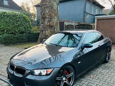Braun Gebraucht 2009 BMW 335 Cabriolet Cabrio | 12.999 € (Guter Preis)