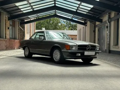 Gebraucht Mercedes SL420 218 PS (160 kW) 1986 Silber Cabrio