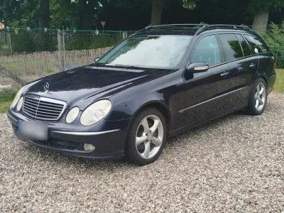 Gebraucht Mercedes E320 Avantgarde 204 PS (150 kW) 2005 Violet Kombi