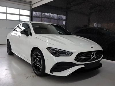 Mercedes CLA200
