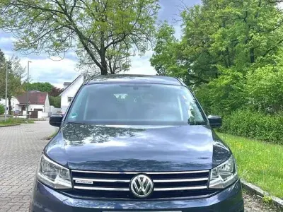 Gebraucht VW Caddy Maxi Highline 102 PS (75 kW) 2016 Blau Van / Kleinbus