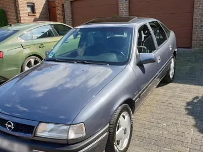 Gebraucht Opel Vectra 115 PS (84 kW) 1995 Grau Kleinwagen
