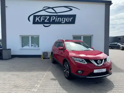 Gebraucht Nissan X-Trail Acenta 131 PS (96 kW) 2016 Rot SUV