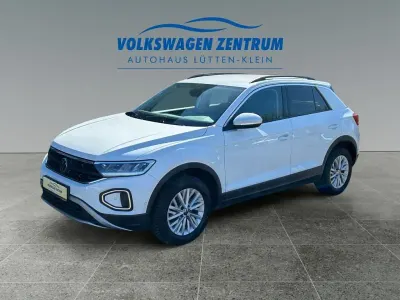 Usata VW T-Roc Life 110 CV (80 kW) 2023 Bianco SUV
